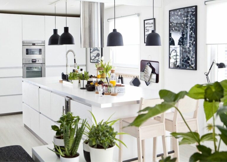 Décorer sa cuisine avec des plantes - Clem Around The Corner