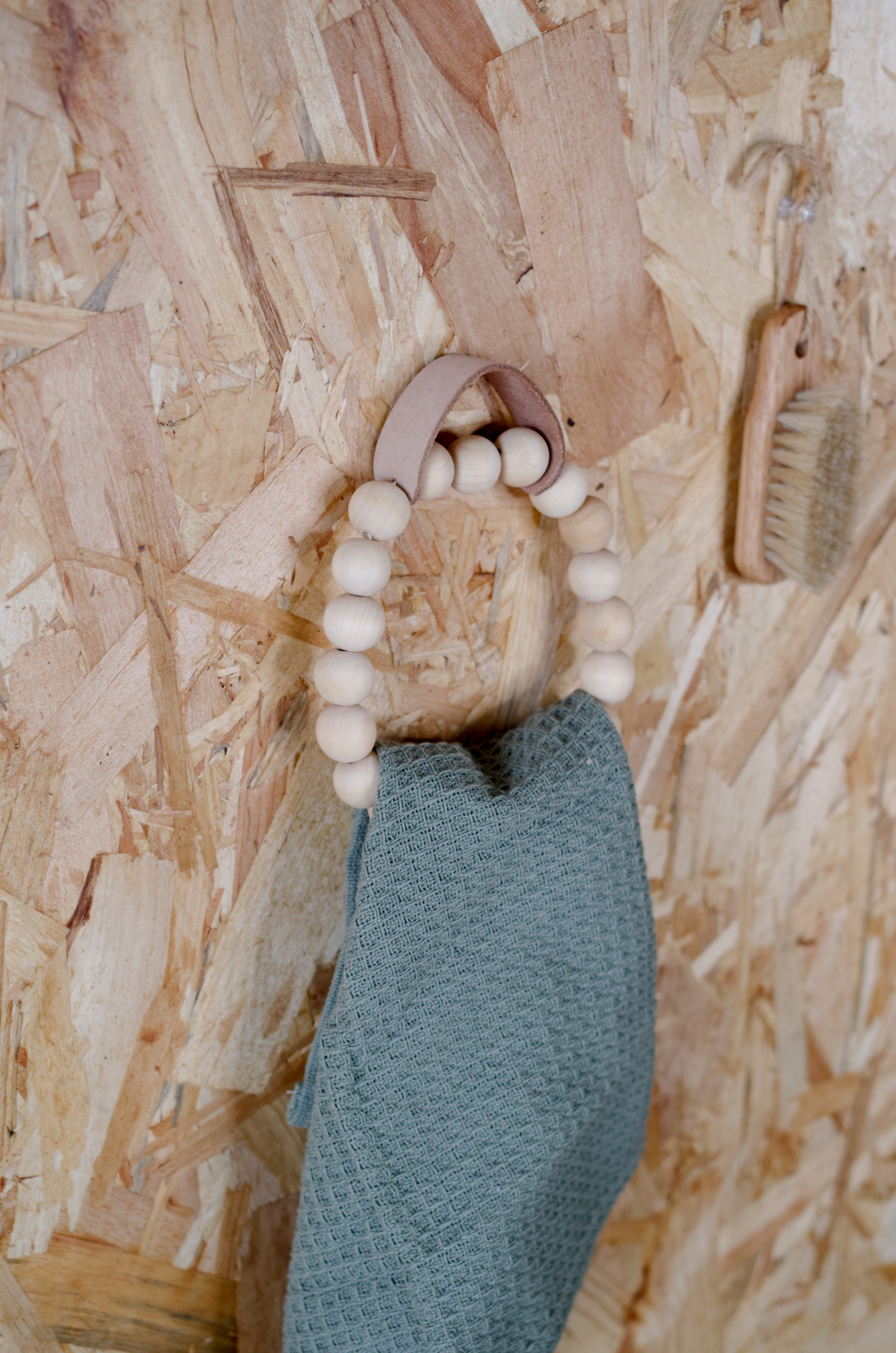 fabriquer porte-serviette perle en bois - blog déco - clem atc