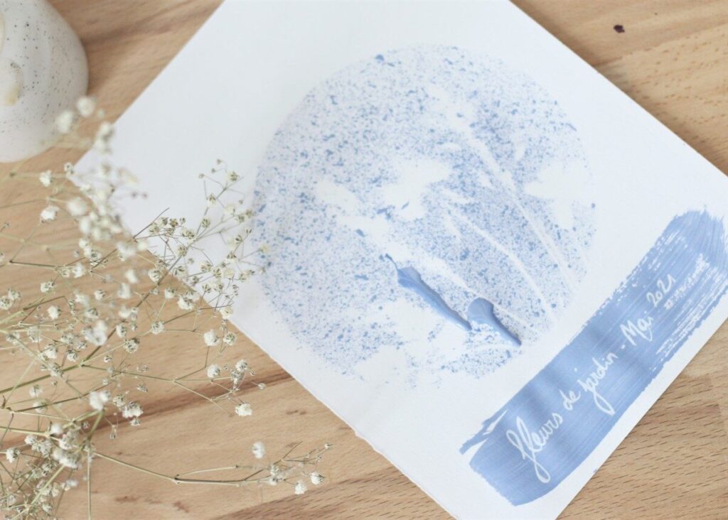 affiche printanière peinture brosse à dents cadeau fête des mères