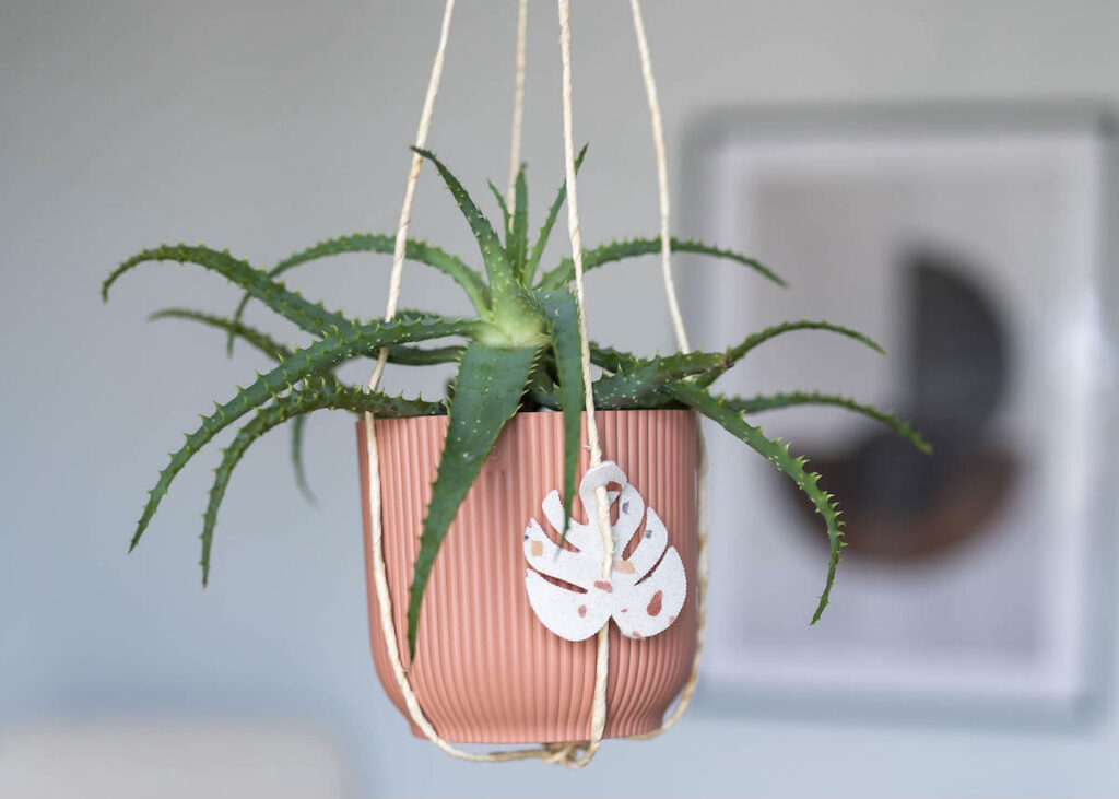 cache pot suspendu à personnaliser - blog déco - clem around the corner