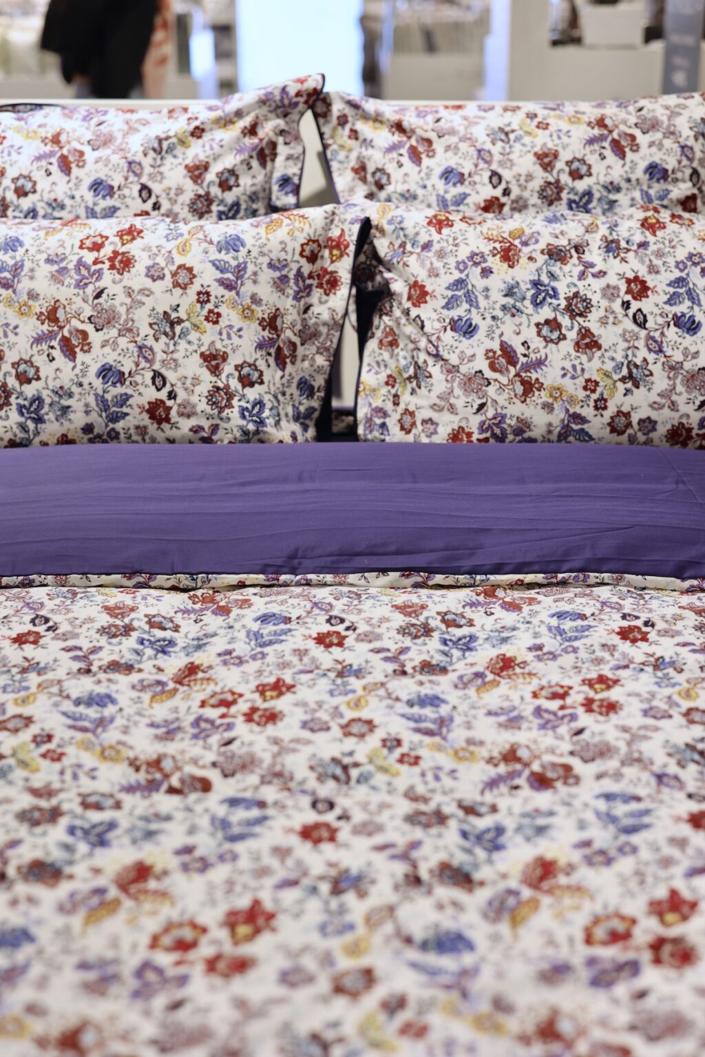 housse coton fleur violet motif liberty moderne