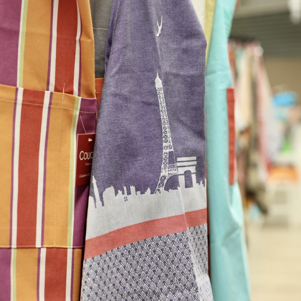 tablier coton made in Frane motif tour Eiffel