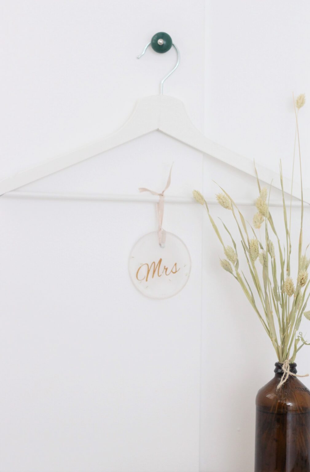 cintre mariage personnalisé madame nom prénom à faire soi-même