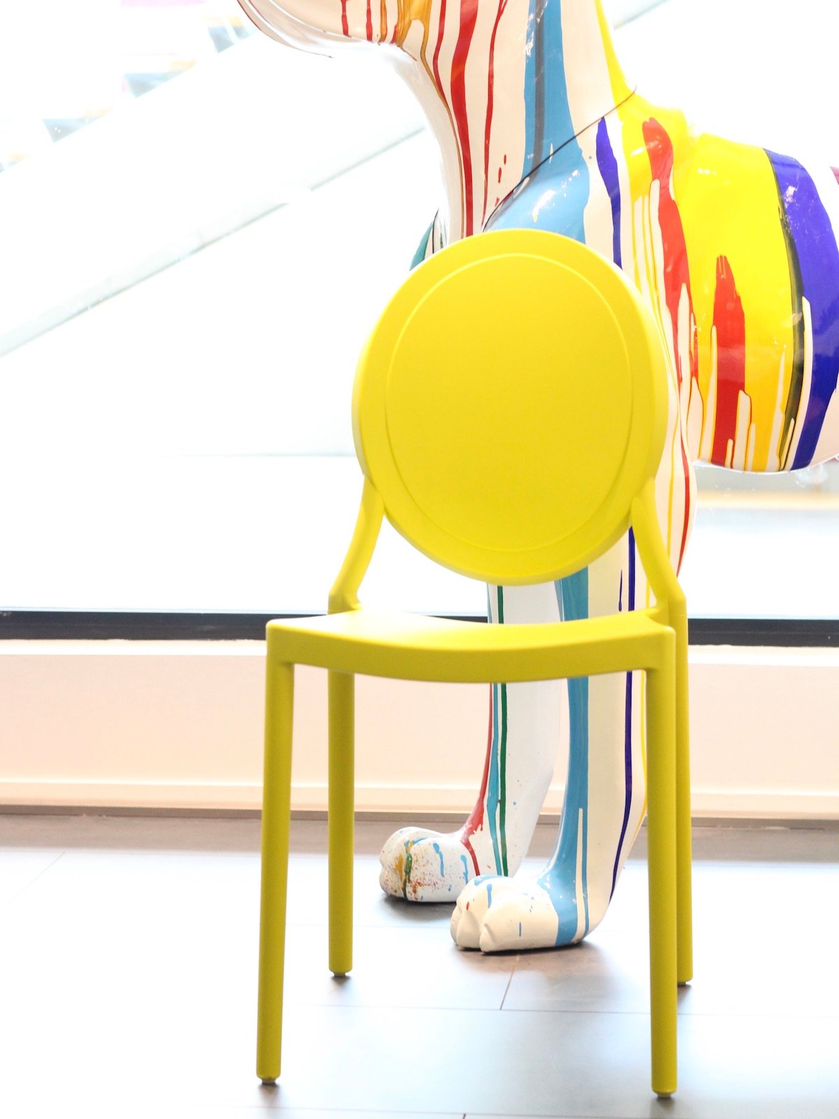 chaise extérieur design jaune soleil moderne
