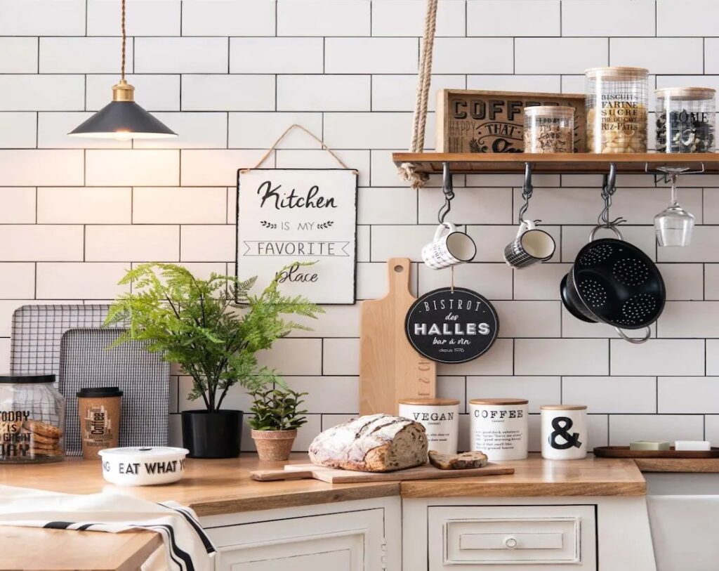 cuisine retro style bistrot bois blanc