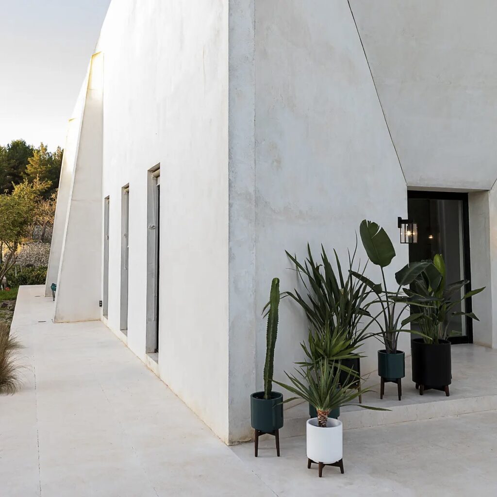 maison façade terrasse béton brut décoration brutalisme