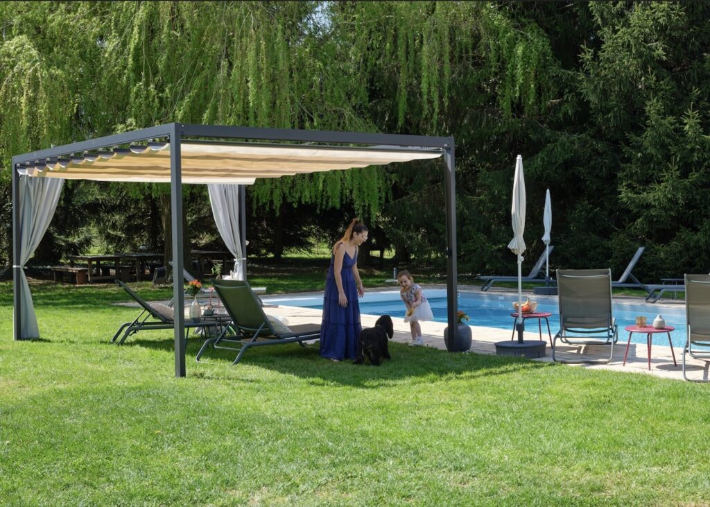 pergola aluminium design grise piscine
