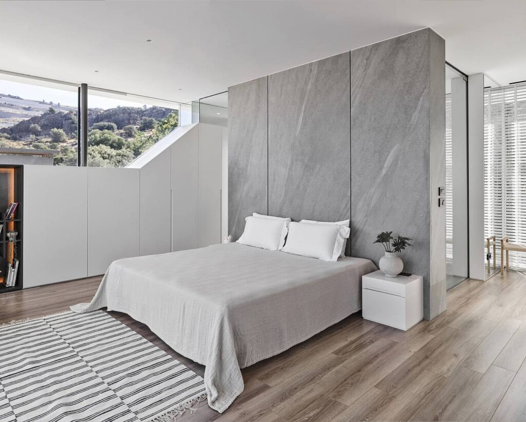chambre mur Florim grès céram effet béton