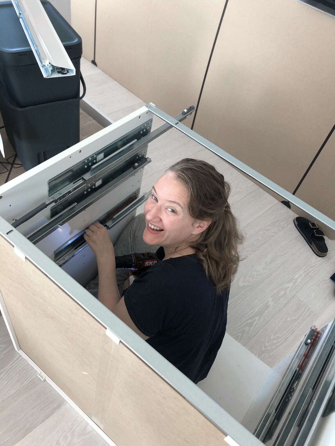 monter soi-même caisson IKEA cuisine Metod