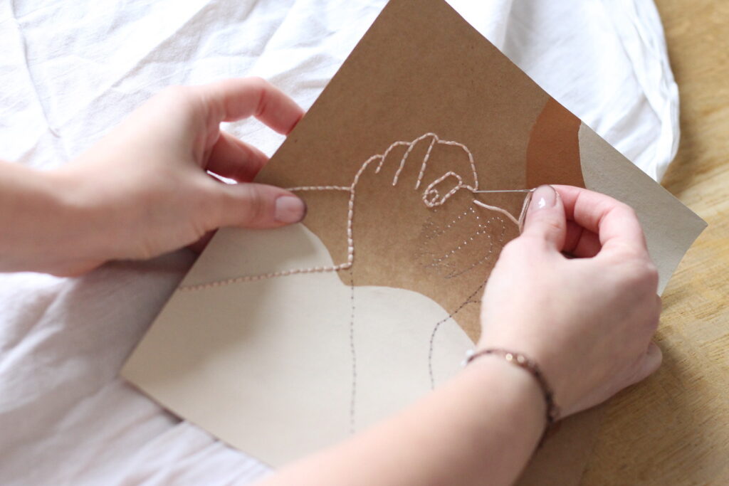 technique broderie facile sur papier débutant