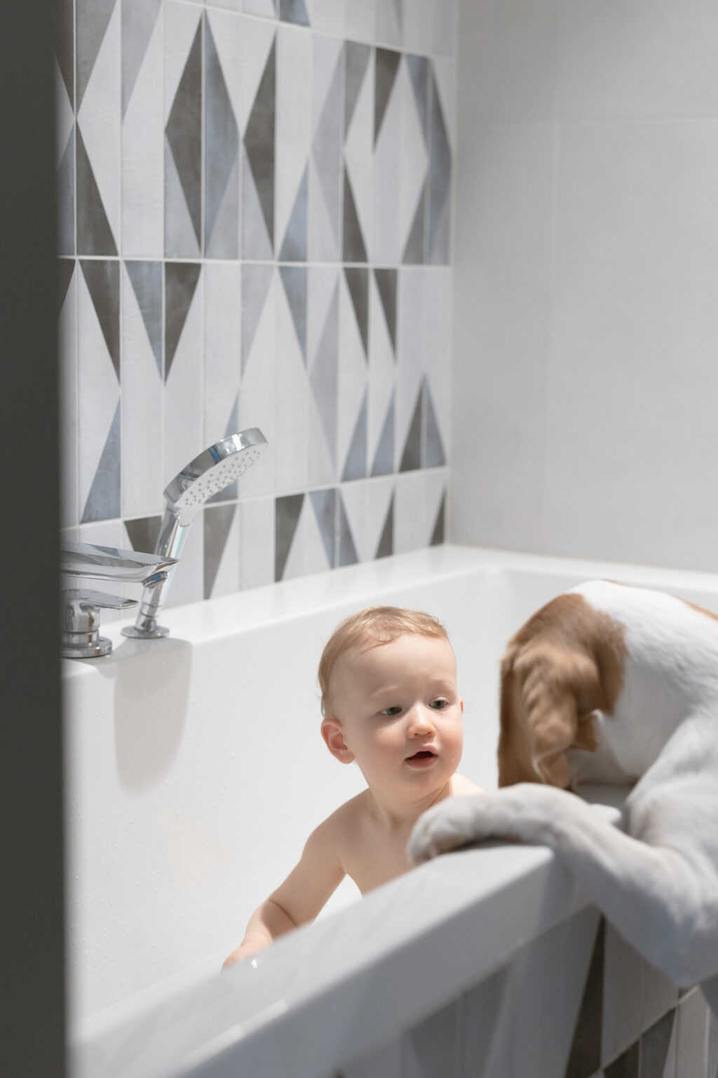 bain enfant chien beagle lemon