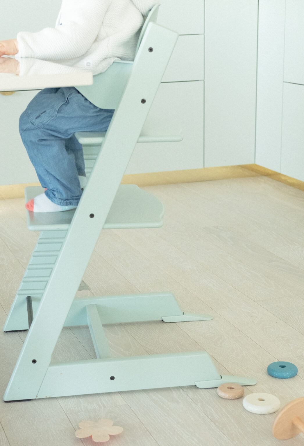 chaise bébé pour table haute jeu en famille