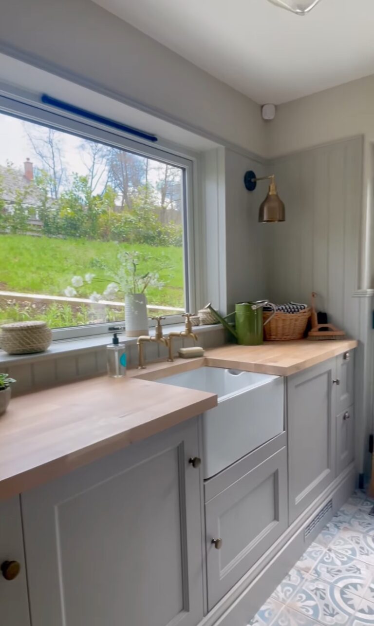 cuisine ouverte meuble gris clair