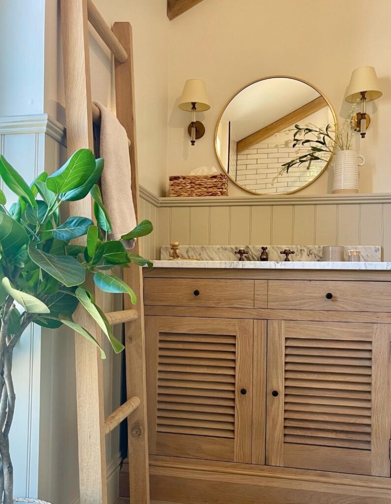 salle de bain commode bois miroir rond