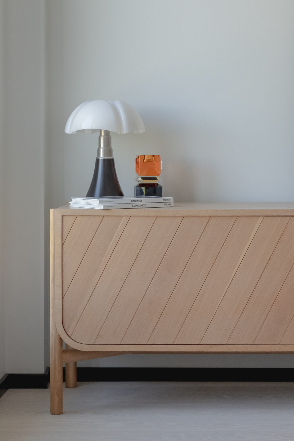 salon nordique buffet bois chêne point de hongrie