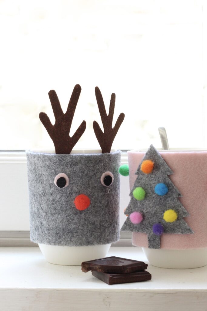 protège tasse renne DIY hiver enfant