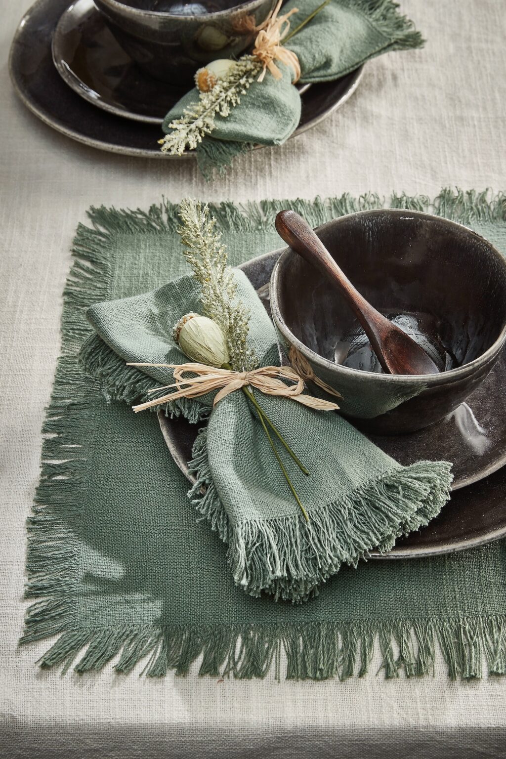 set de table rectangle fluide vert franges