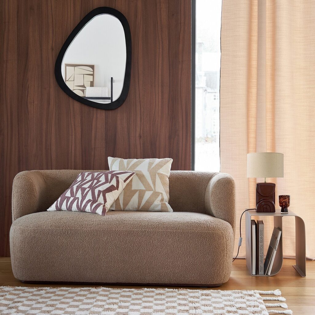 salon nuance beige marron inspiration années 80 définition