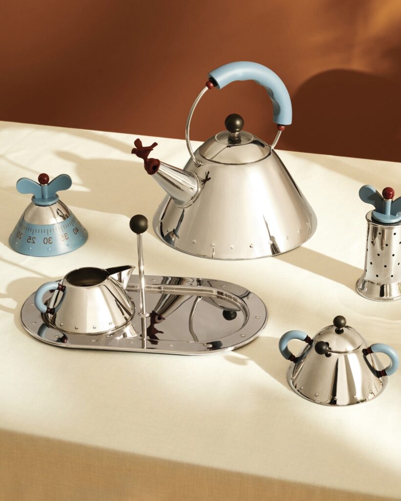 bouilloire qui siffle oiseau design induction 80s