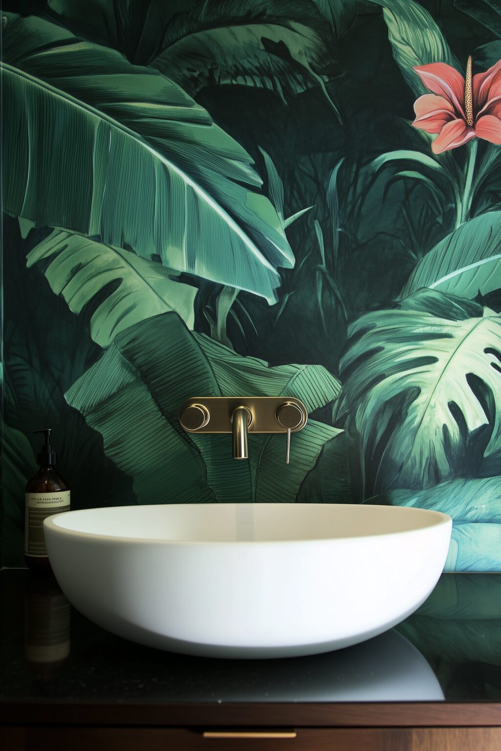 papier peint floral jungle salle de bains