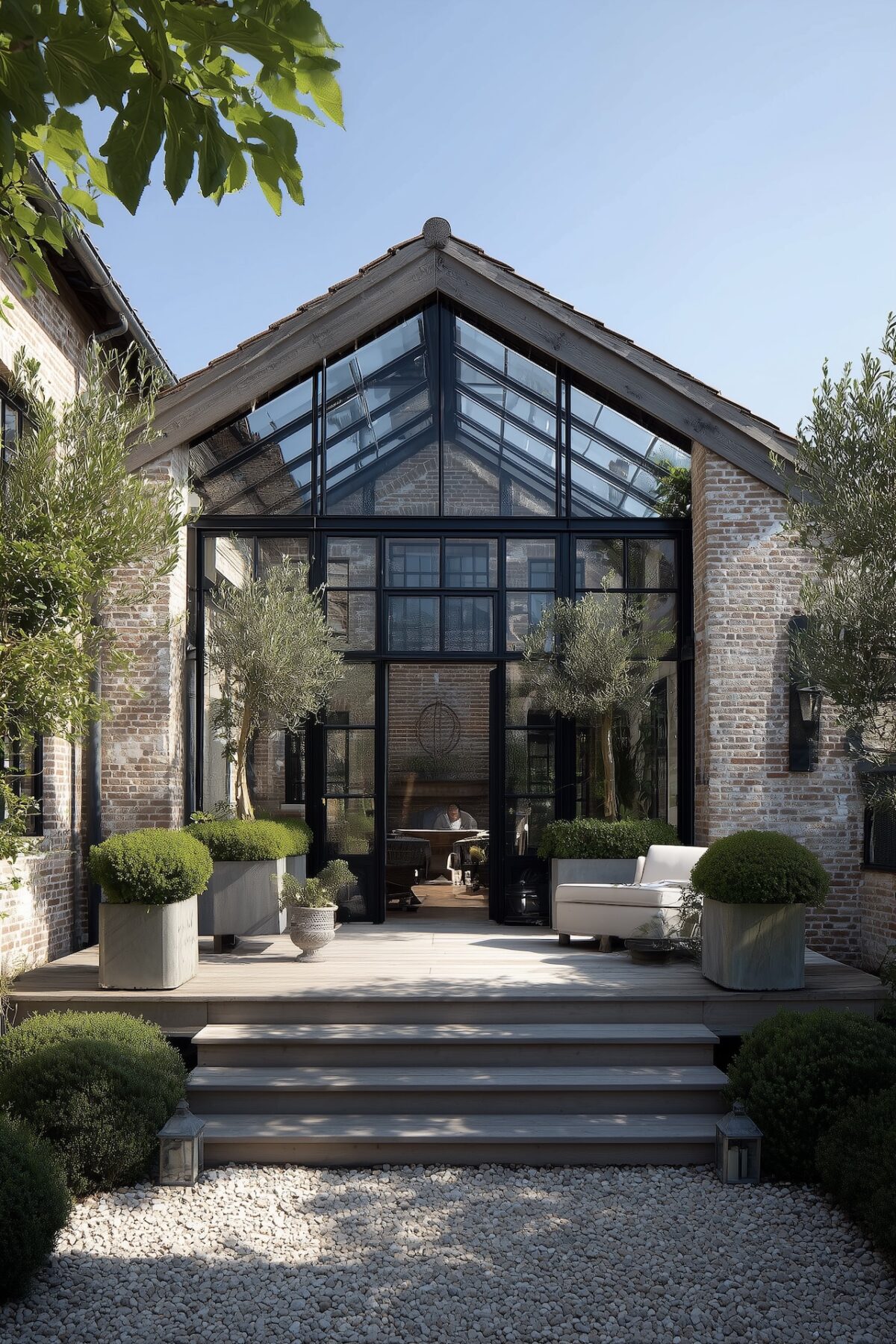 ancienne ferme grange réhabilitée briques verrière