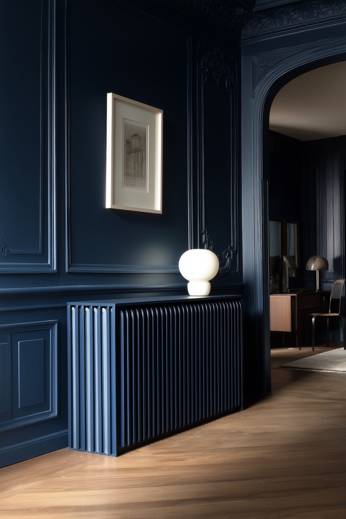 radiateur bleu nuit ton sur ton haussmannien peinture murale